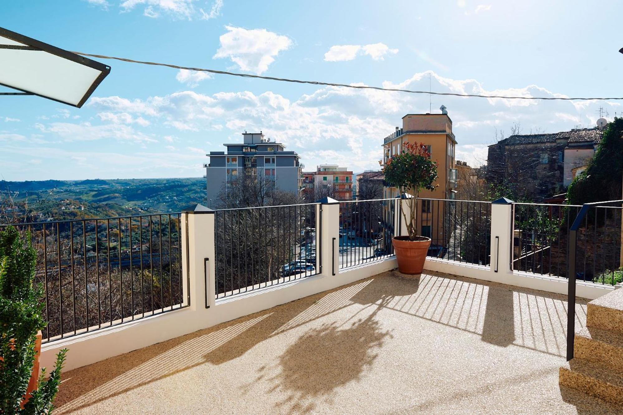 Relais Al Teatro Bed and Breakfast Chieti Buitenkant foto
